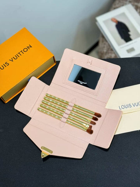 ‘Margie’ Make Up Kit