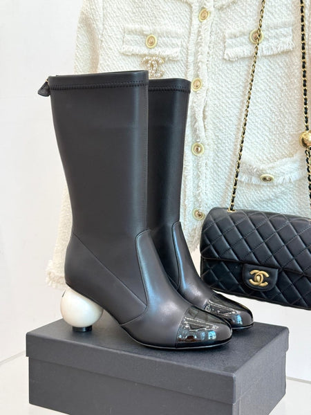 ‘8 Ball’ Booties