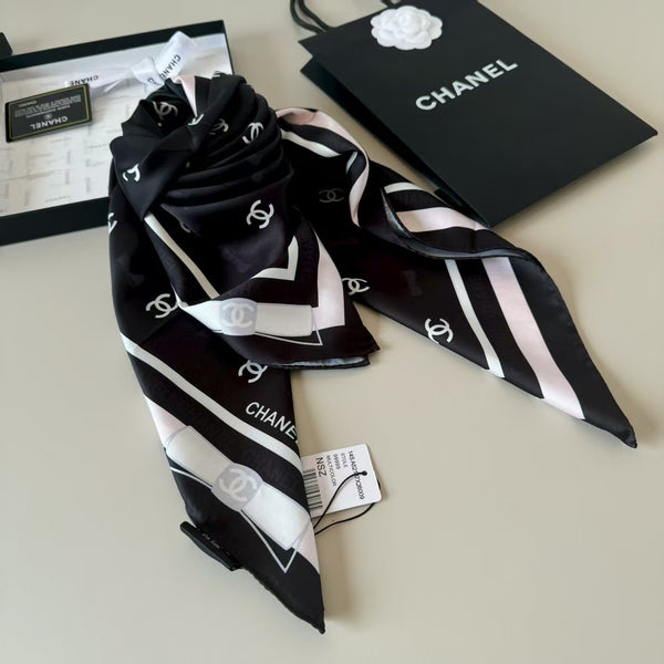 ‘Square Scarf 9’
