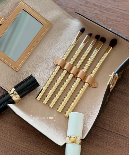 ‘Margie’ Make Up Kit