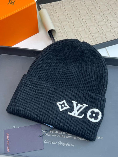 ‘VV’ Beanie Hat