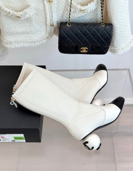 ‘8 Ball’ Booties