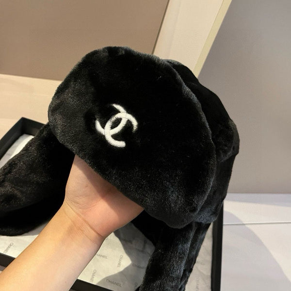 ‘Faux Fur’ Nelly Hat