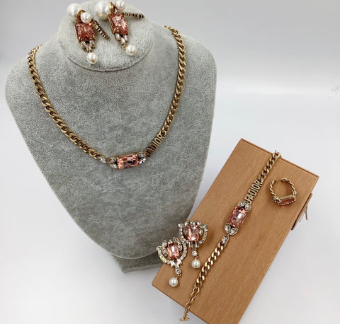 ‘Pink Diamond’ Set