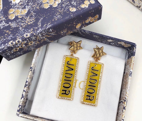 Goldstar Drop Earrings